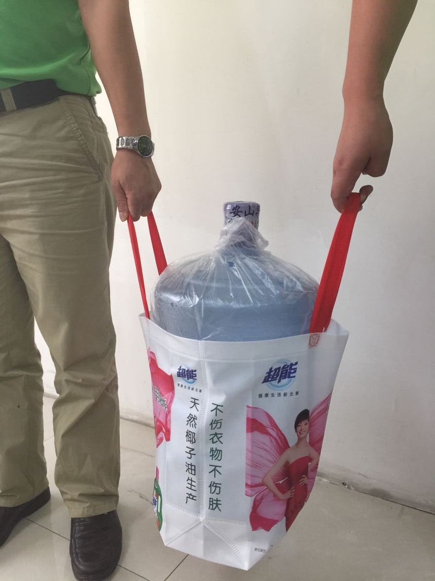 無(wú)紡布袋提30斤礦泉水